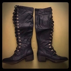 Breckelles knee high black lace up boots with heel